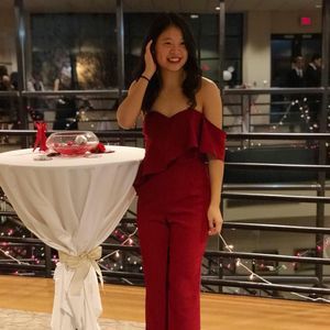 Meet your Posher, Kelly